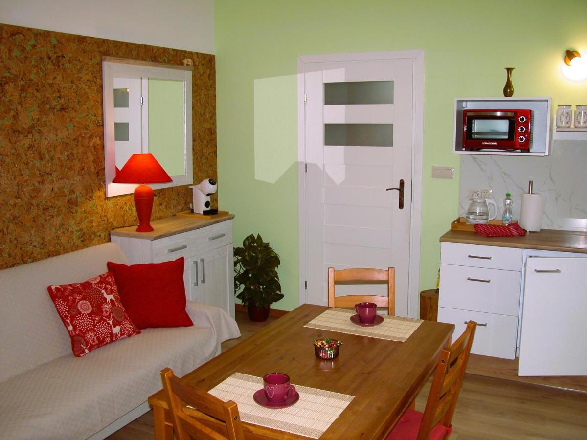 Apartament Pod Sleza - U Marzeny Apartamento Sulistrowice Exterior foto